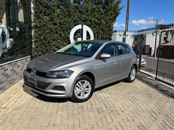 VOLKSWAGEN POLO 1.0 MPI TOTAL FLEX MANUAL VOLKSWAGEN POLO 1.0 MPI TOTAL FLEX MANUAL